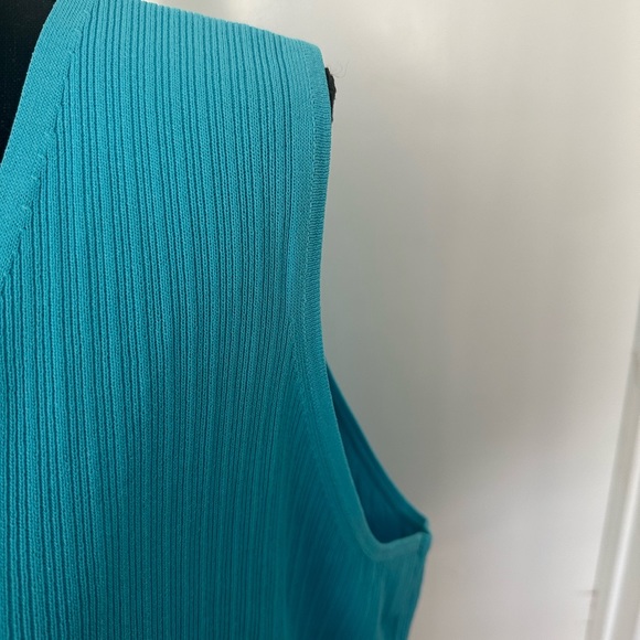 Turquoise Lightweight Ribbed Tank Sweater Size 1X - Picture 3 of 6